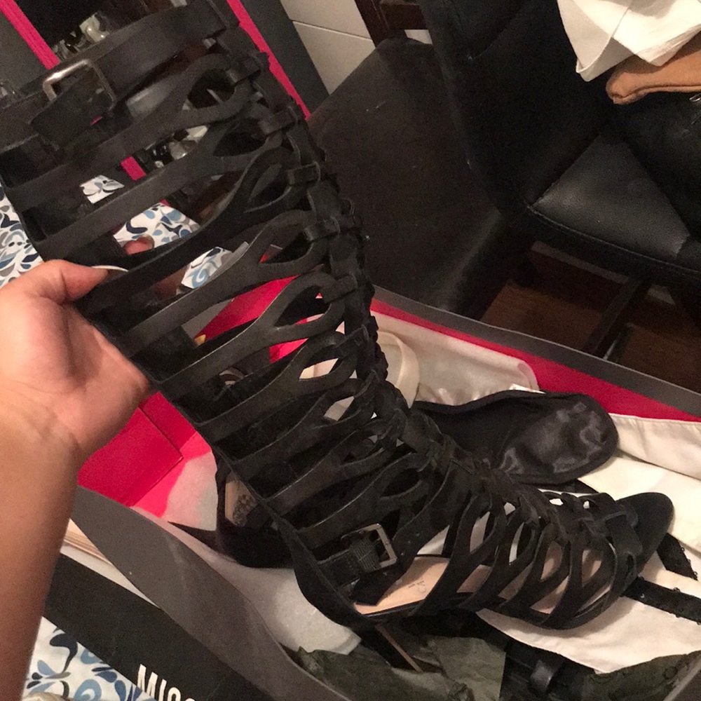 Worn once! Vince camuto gladiator heels up toknee